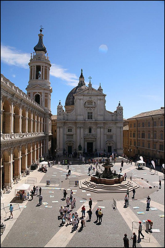 La Piazza della Madonna di Loreto | Ph: Pasqualino Ercolani