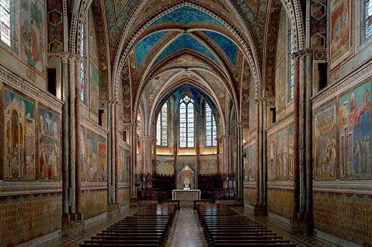 Giotto falfestményei a bazilikában